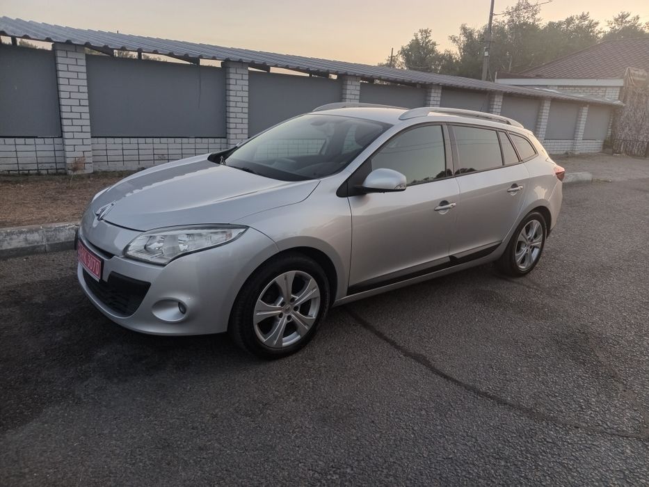 Продам Рено Меган 2012 г.в.