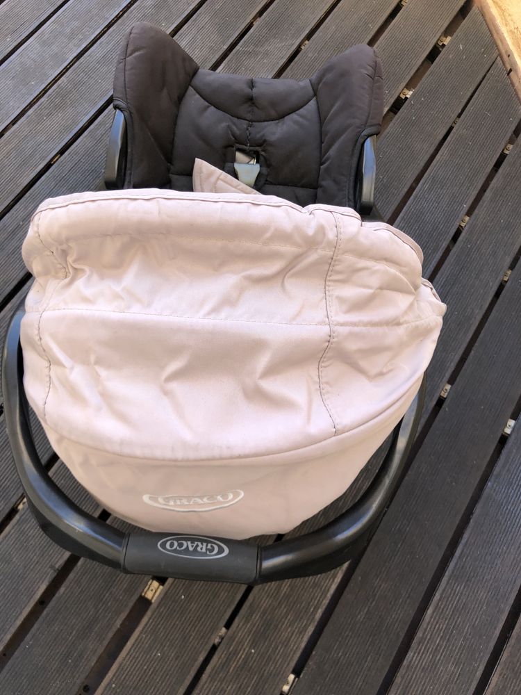 Cadeira de carro para bebé
