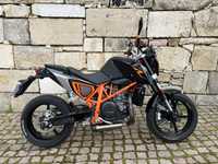 Ktm duke 690 abs