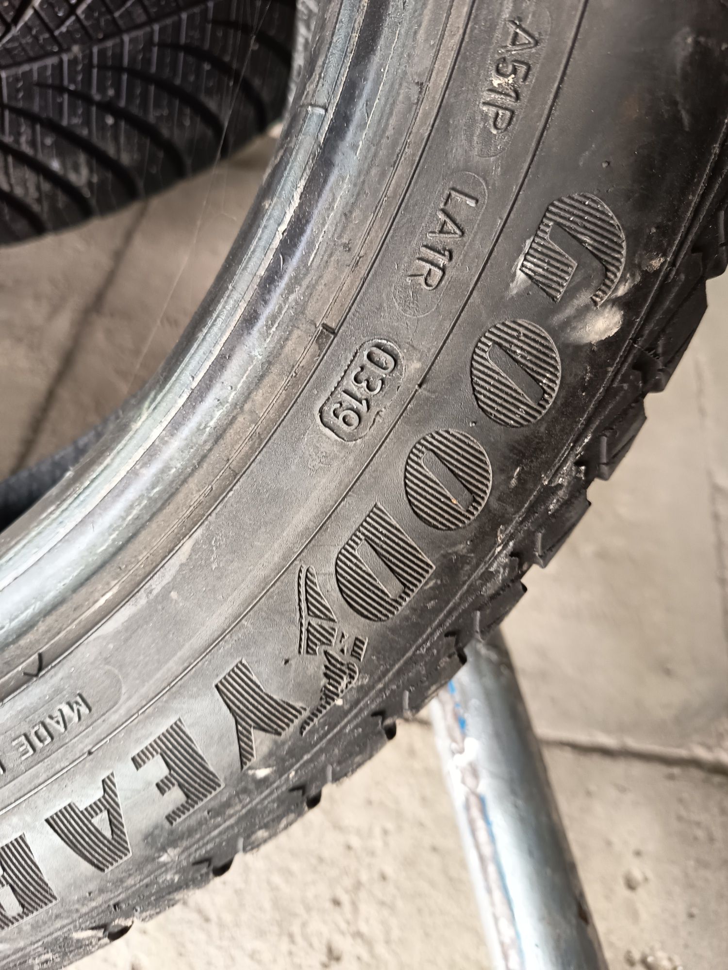 Opony całoroczne 235/50/18 Goodyear 2szt/Montaż Wysyłka 25zł Gwarancja