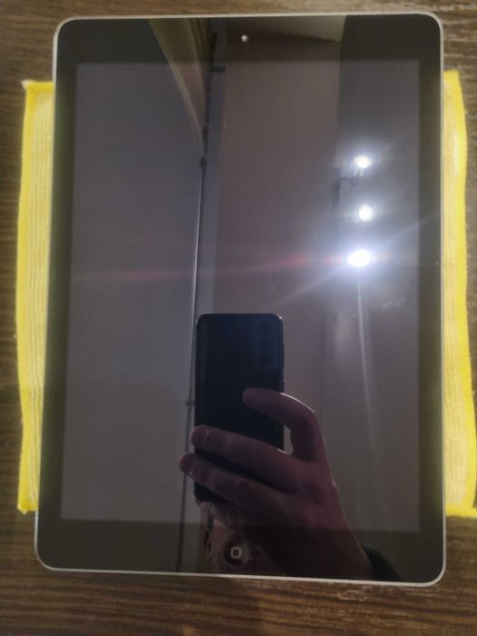 Планшет Ipad Air 32гб