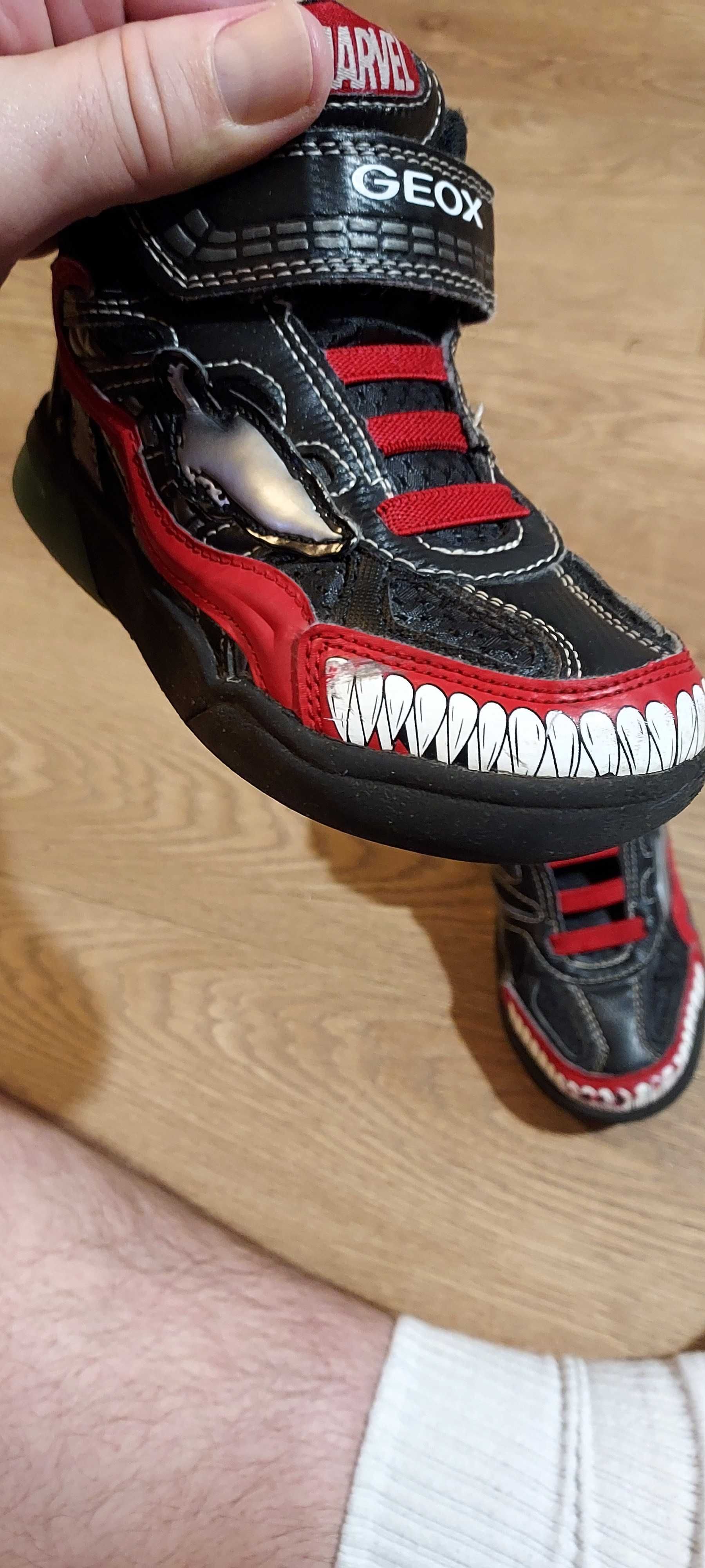 Buty dziecięce GEOX J26FEC MARVEL VENOM, rozmiar 29