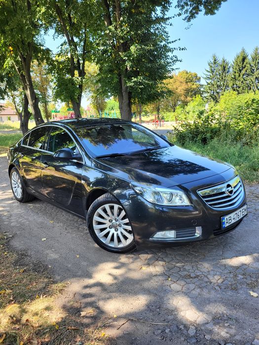 В продажіOpel інсігнія 2010р. 2..0 BITURBO
