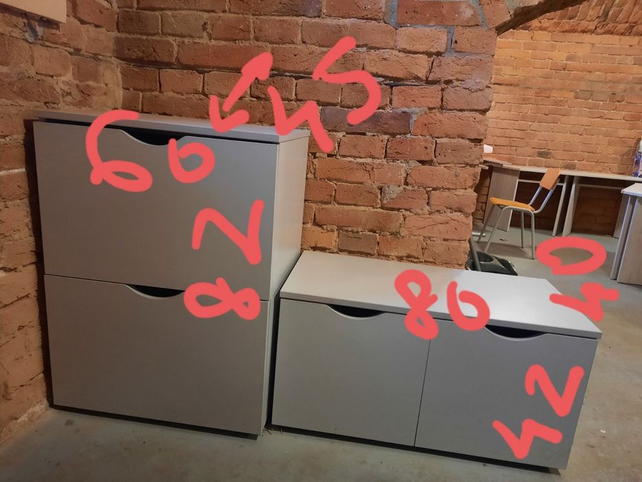 Комплект офісних меблів