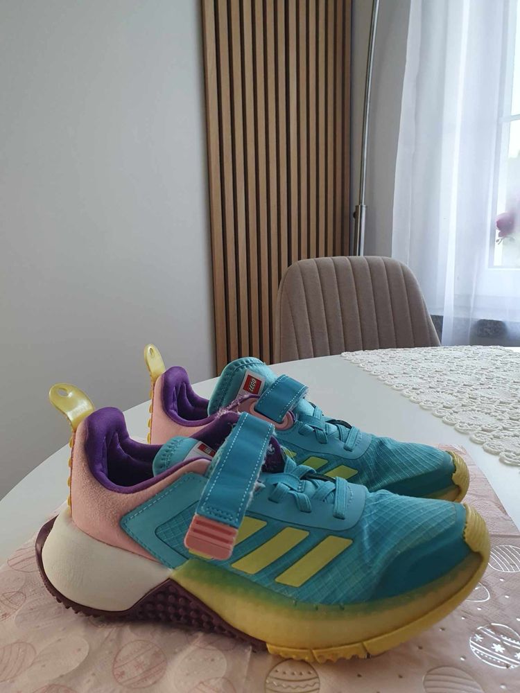 Adidas lego rozmiar 33