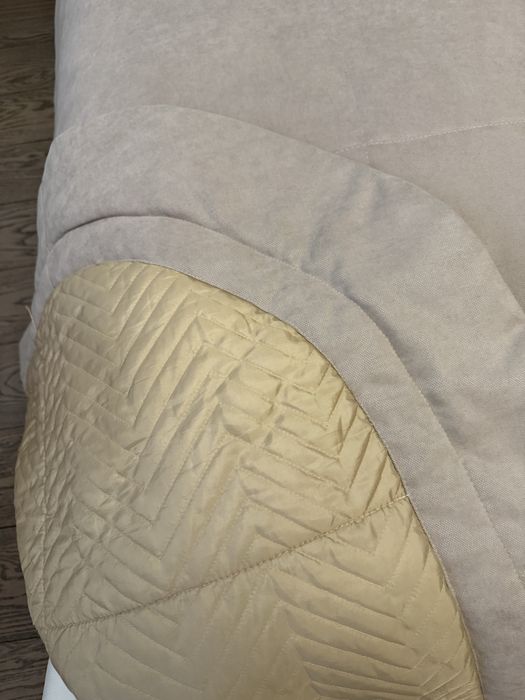 Покривало на ліжко кольору какао