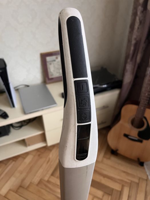 Електрошвабра підлогомийна машина FC7 Karcher