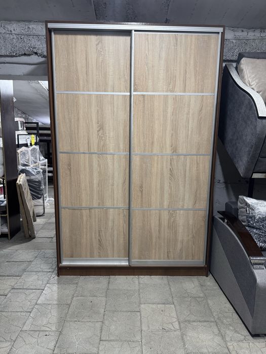 Шафа купе розпродаж з виставки