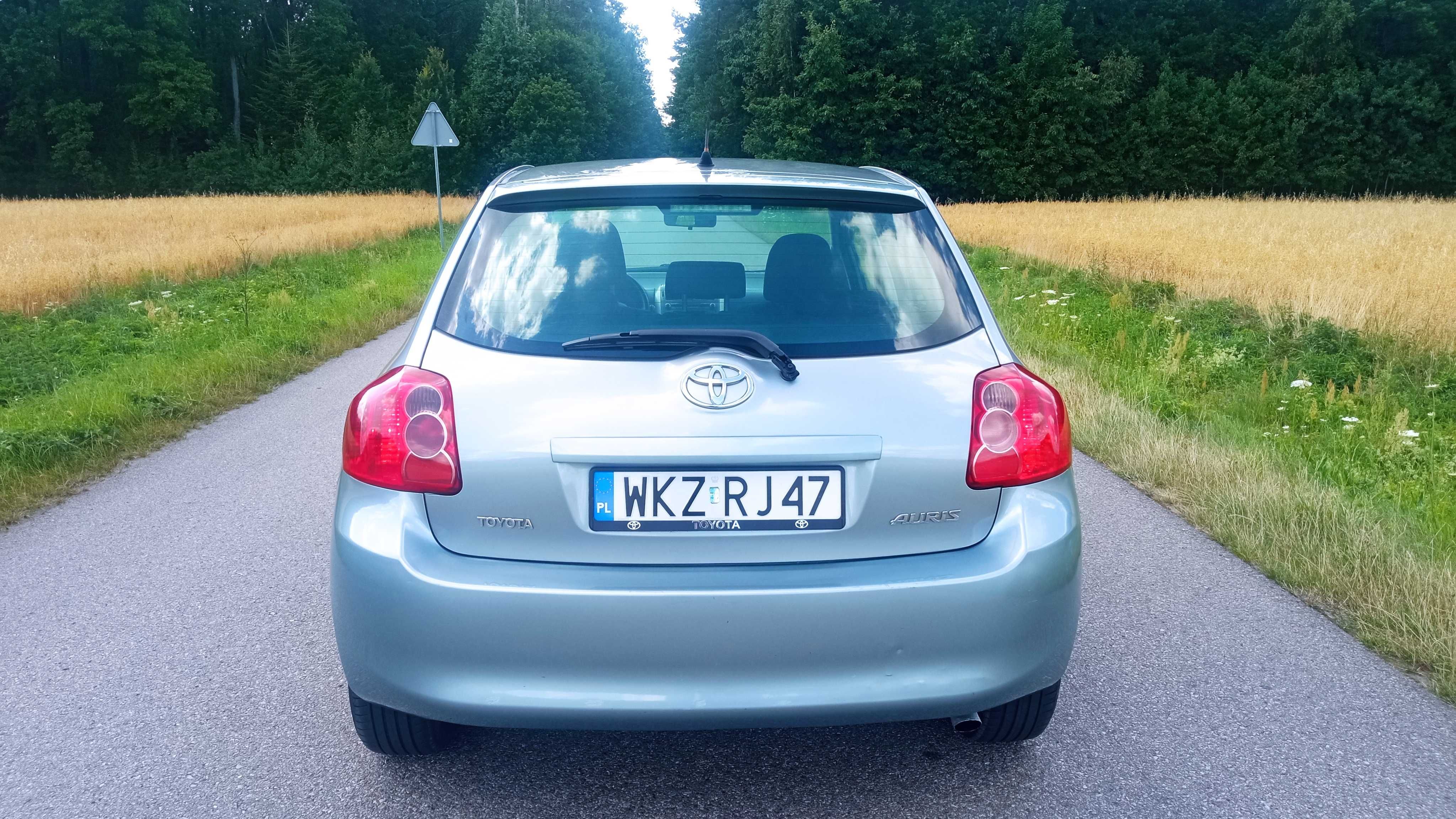 TOYOTA AURIS 2,0 D4D Stan techniczny wizualny bardzo dobry i zadbany !