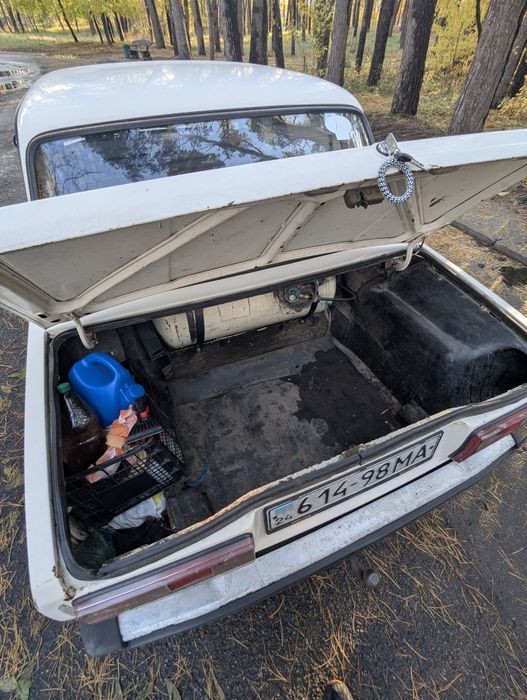 Ваз 2105 1998р. 5 ступка 1.5 пятьорка жига