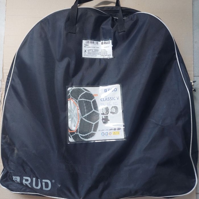 Автомобільні ланцюги протиковзання RUD.