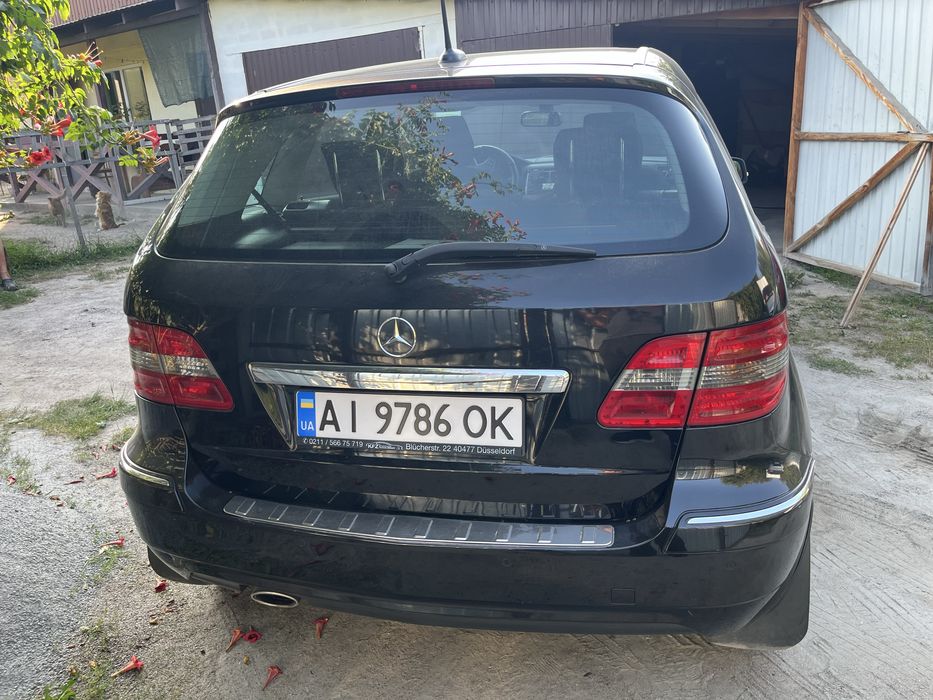 Mercedes-Benz B170