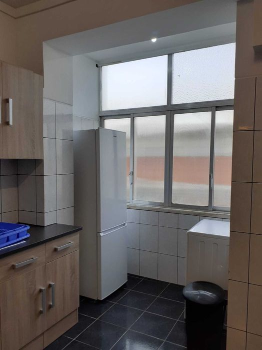 ARRENDA-SE QUARTOS EM AGUALVA-CACÉM