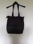 Czarna torba shopper