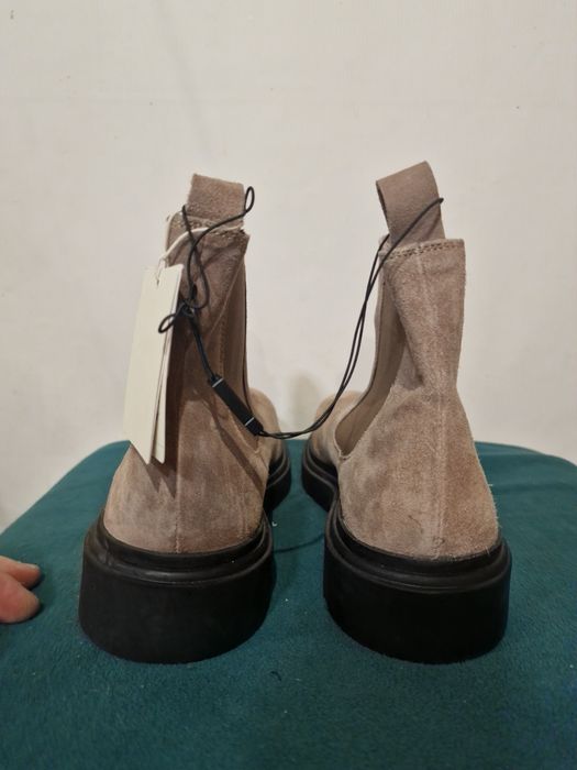 NOwE buty Reserved skórzane roz,43 za kostkę botki,sztyblety