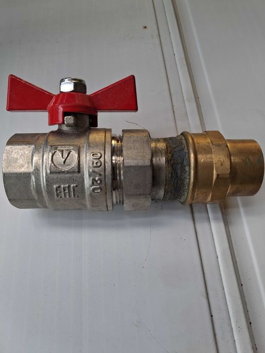 Кран шаровый 1 1/4 "