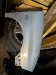 Błotnik Seat Ibiza , prawy, kod lakieru Ls7y