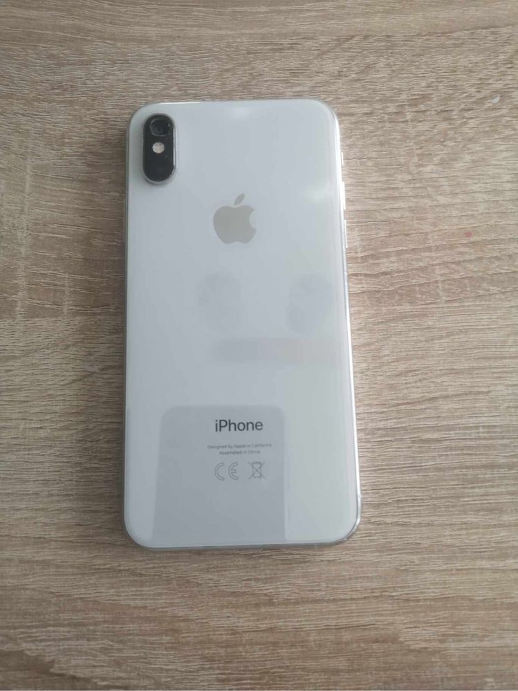 Iphone xs 64gb.