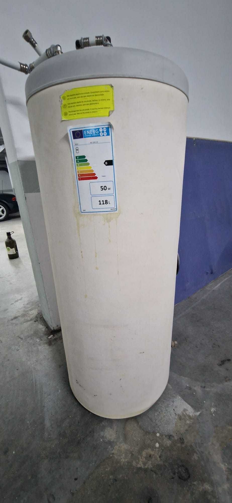 Depósito Acumulador 118 Lts Baxi (comprado há 5 anos por mais de 600 €