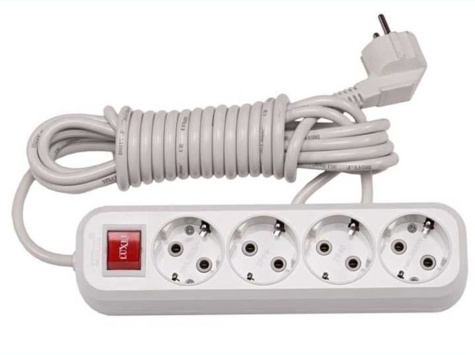 Сетевой удлинитель , фильтр, на 5 розетки с выключателем 5 метров 220В