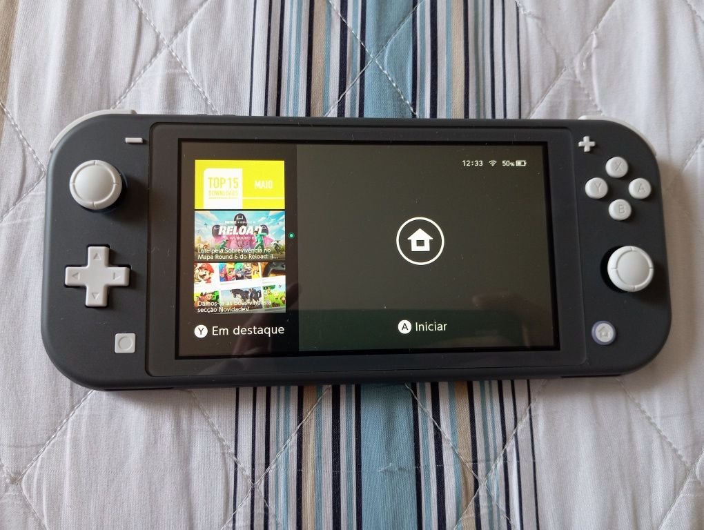 Troco ou Vendo Nintendo Switch Lite por uma Consola Portátil