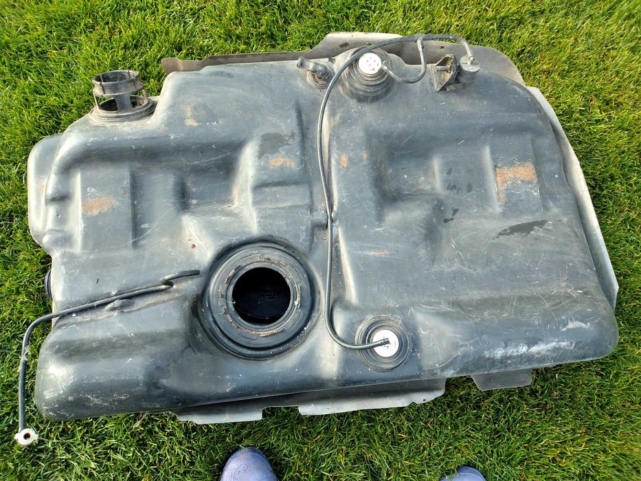 Бензобак на Форд Мондео