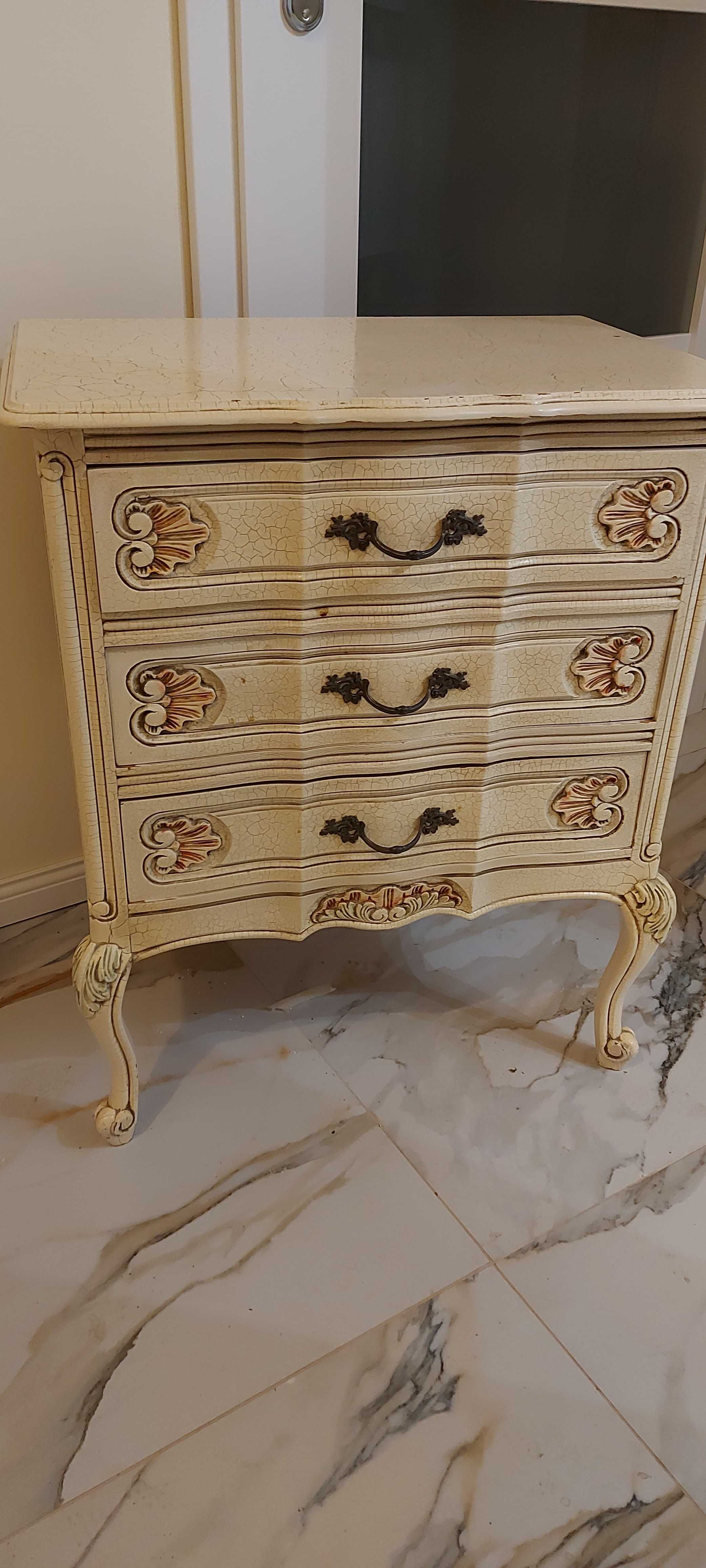 Komoda ludwik beżowa 60x40 wys.72