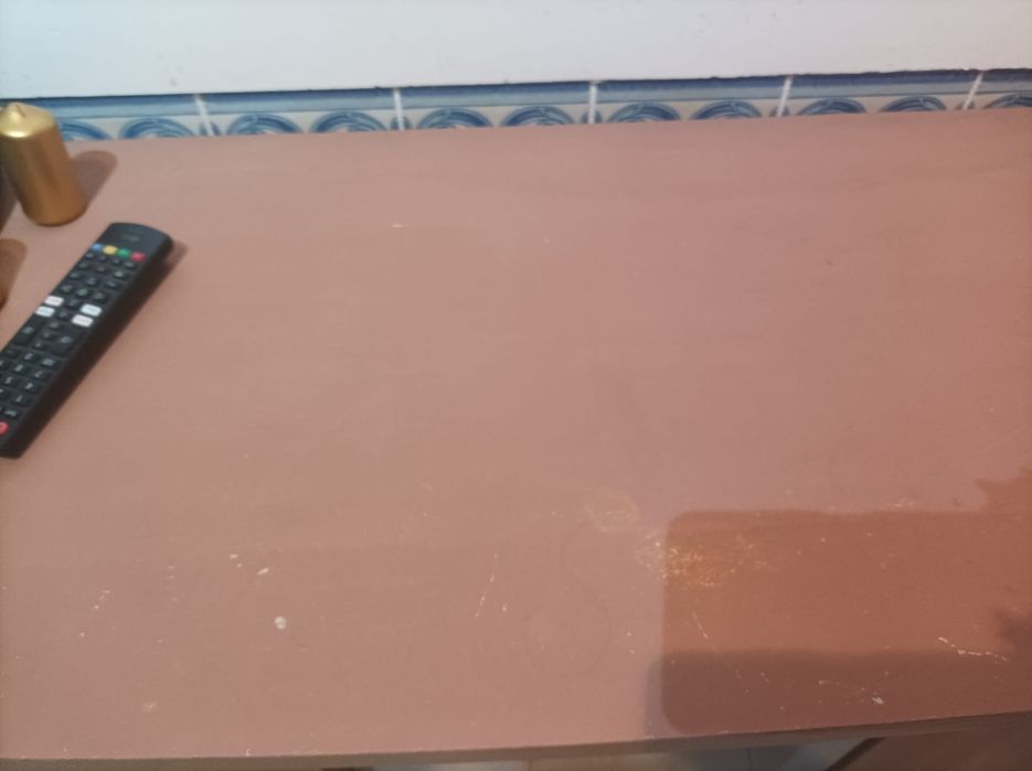 Aparador madeira com vidro