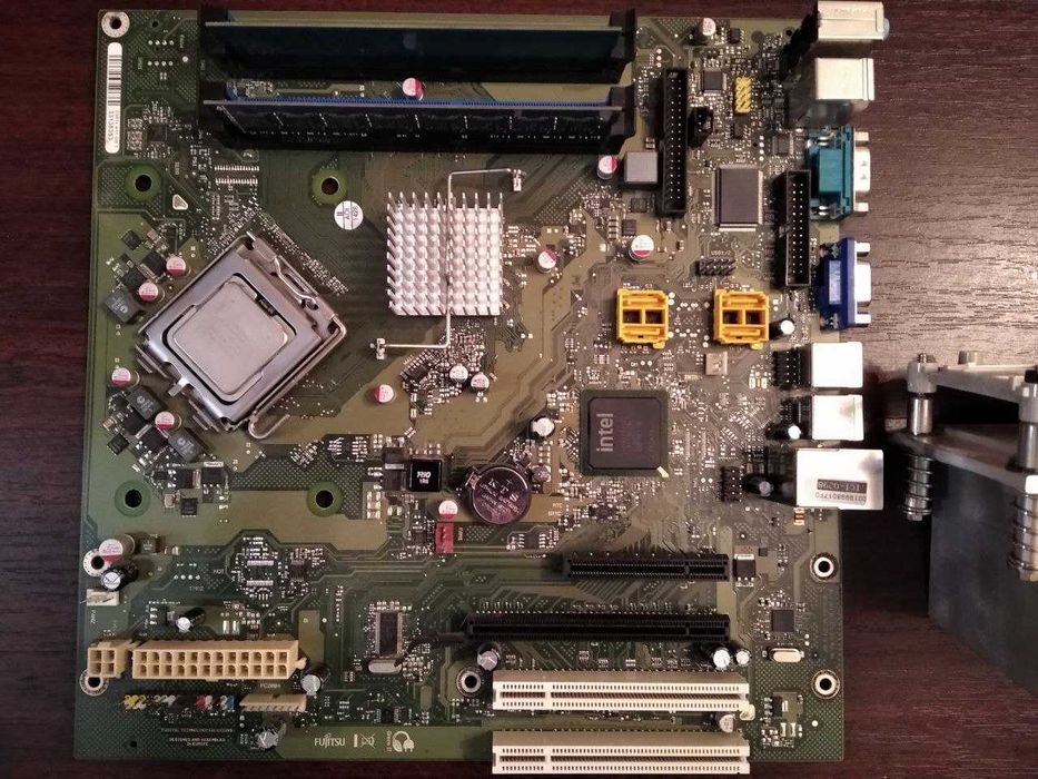 Материнская плата рабочая с тестами