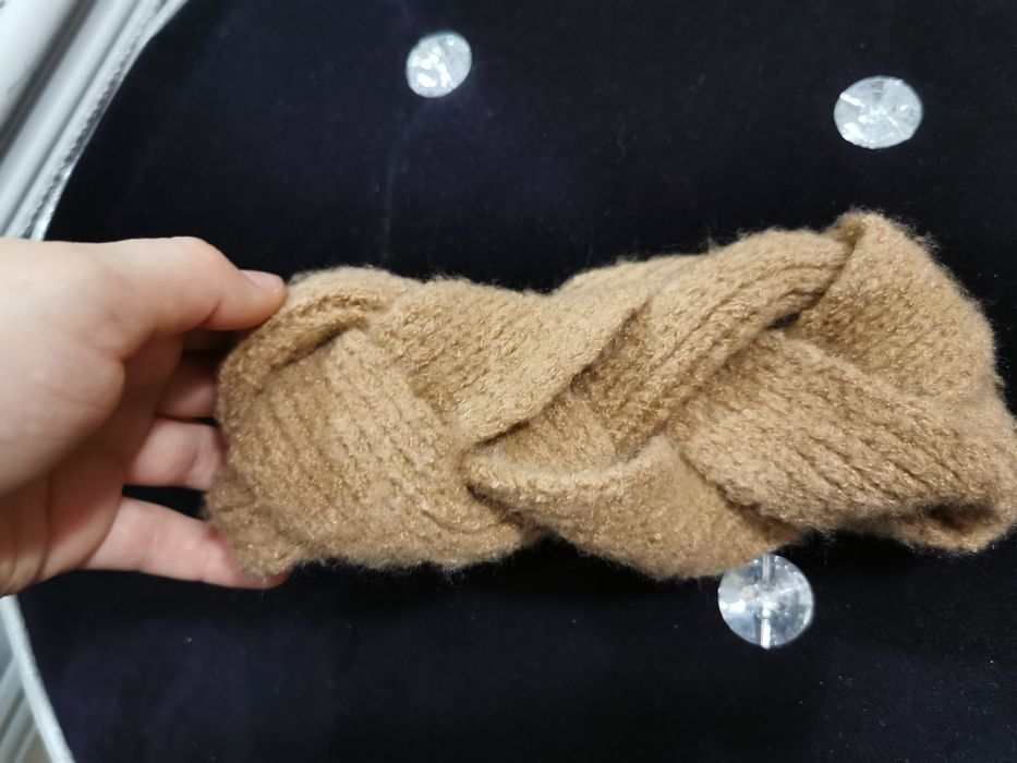 Rozciągliwa opaska na głowę Primark. Możliwość wysyłki za 1 zł