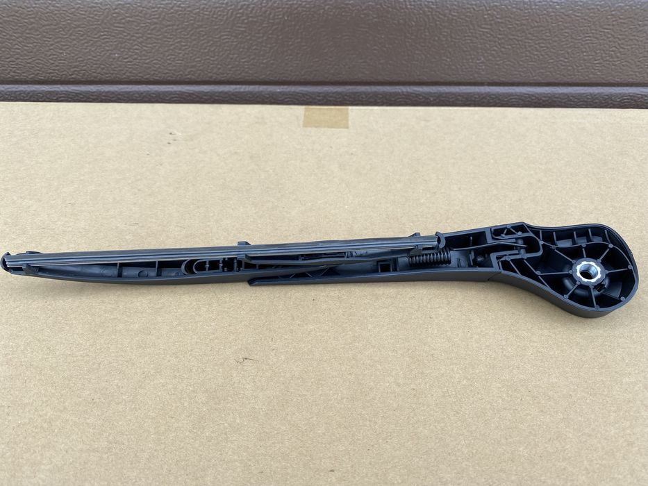 Двірник заднього склоочисника для Рено Сценік 2 Renault Scenic 2