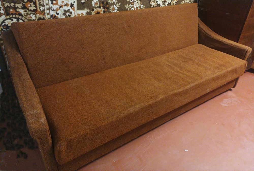 Диван-кровать. .
