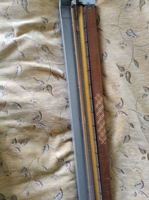 Ручна вязальна машинка "Чернівчанка"