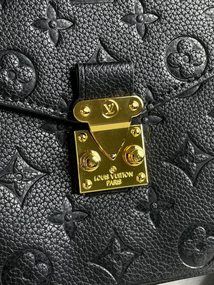 Torebka Louis Vuitton Pochette Metis Monogram Black