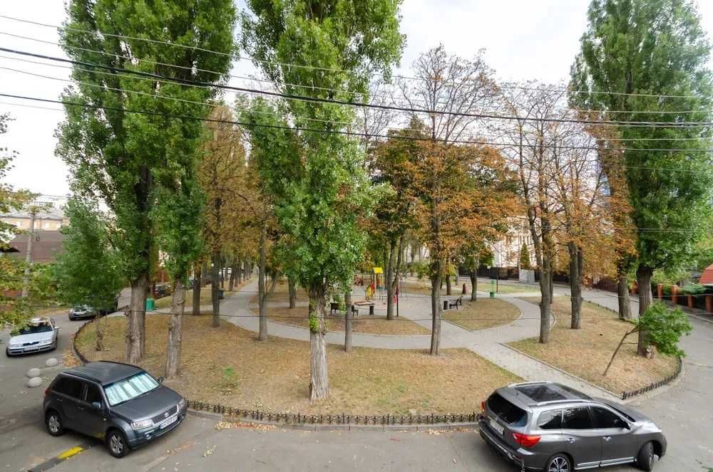 БЕЗ % від власника Сучасний будинок, ЦЕНТР, тихе місце на Печерську
