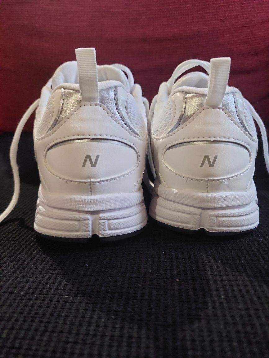 New balance 408 brancas
