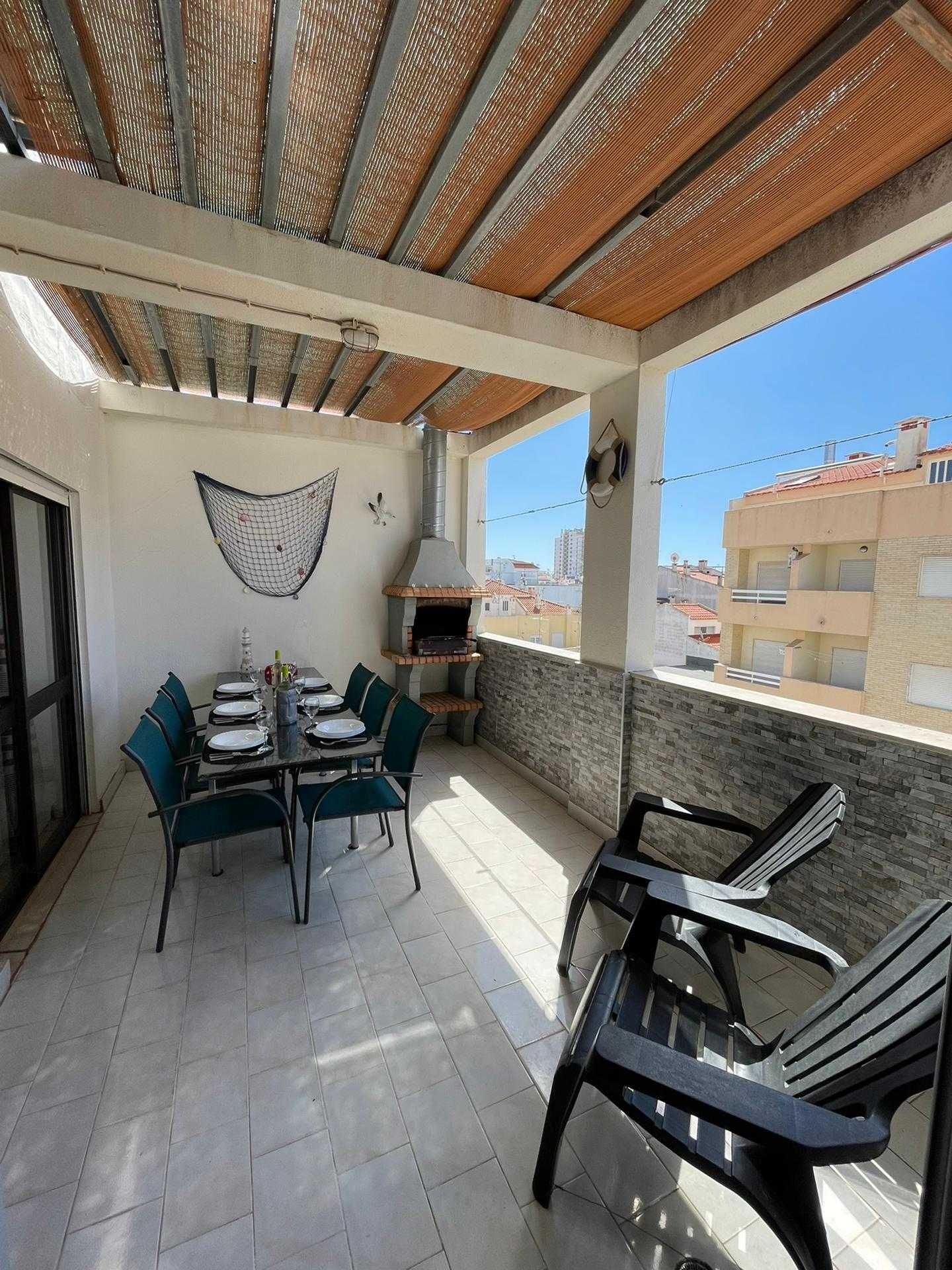 Apartamento T2 em Monte Gordo c/ AC e churrasqueira