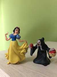 Figurki Disney Sniezka i Czarownica