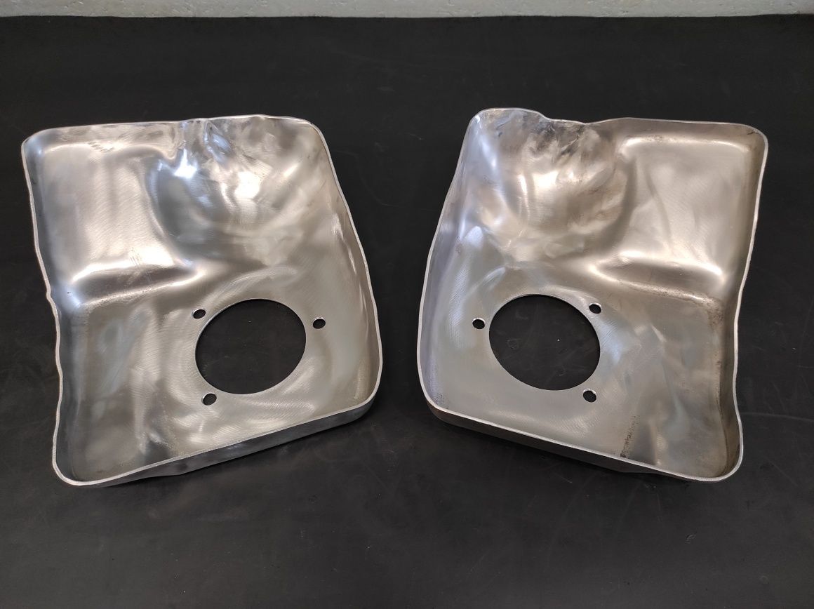 BMW e9 repertuarka e9 blachy kielichów e9 CS CSL CSI części blachy e9