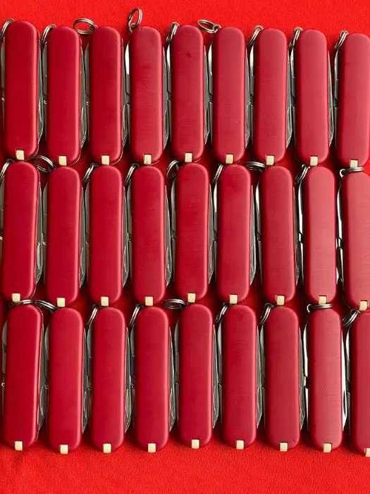 Victorinox Сlassic SD 58mm Red Original