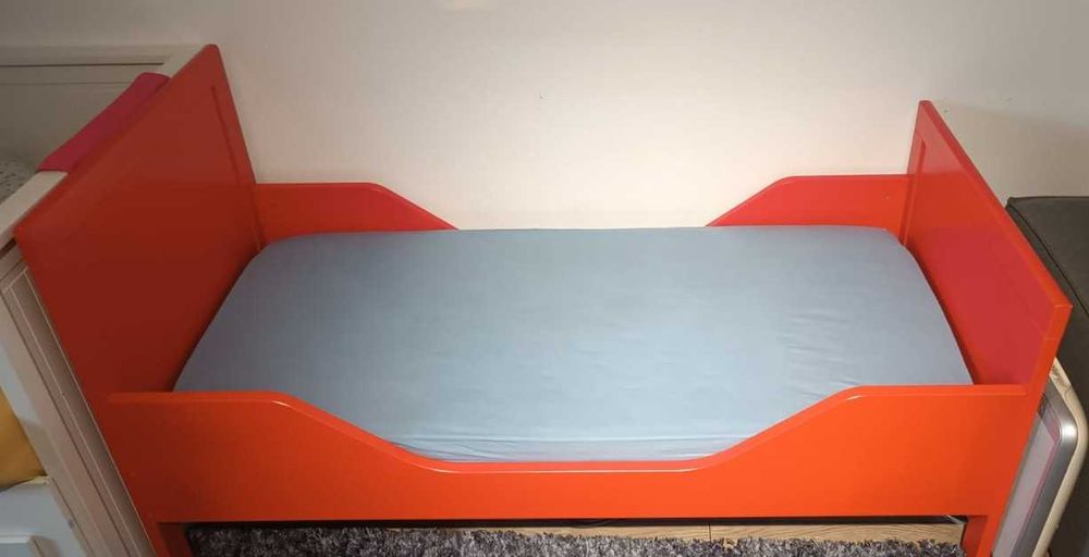 Łóżko dziecięce 155 cm x75 cm