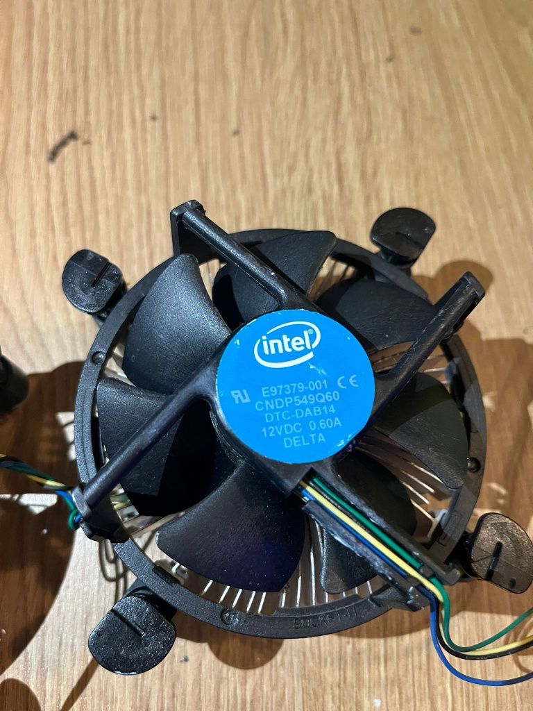 Lote de Coolers Intel e AMD