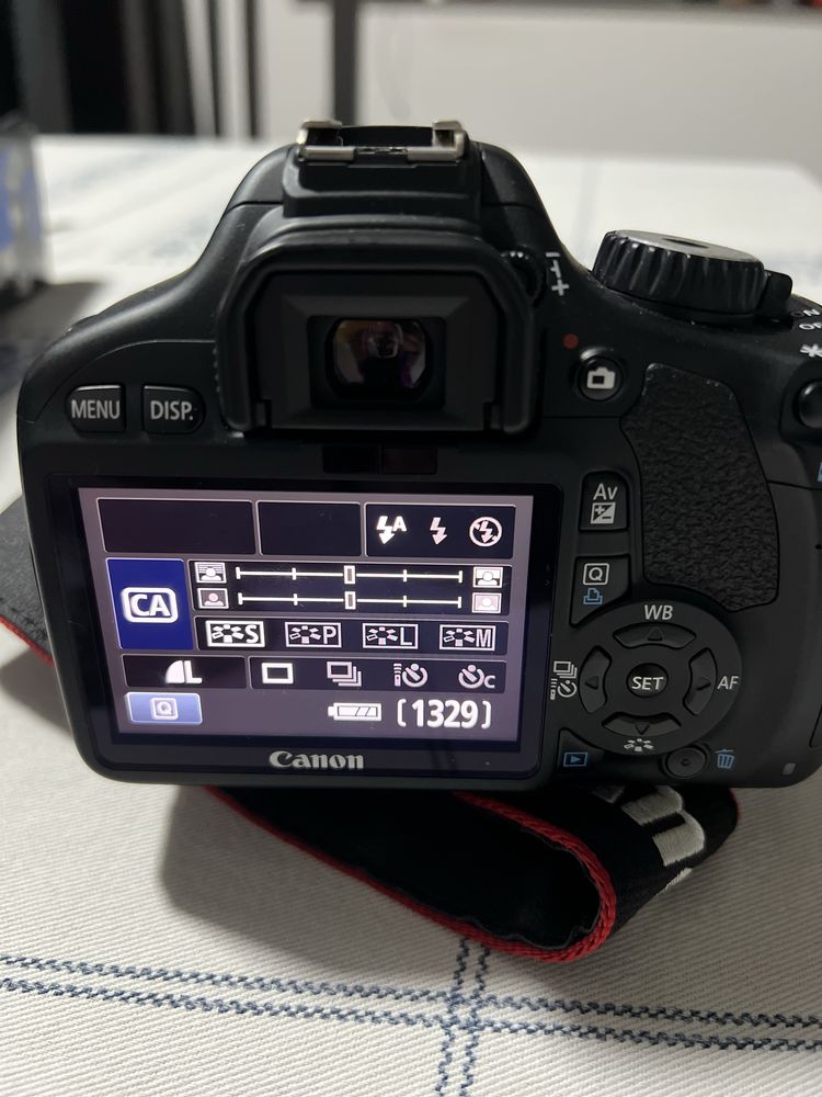 Canon EOS 550d + lente 18-135 mm stm