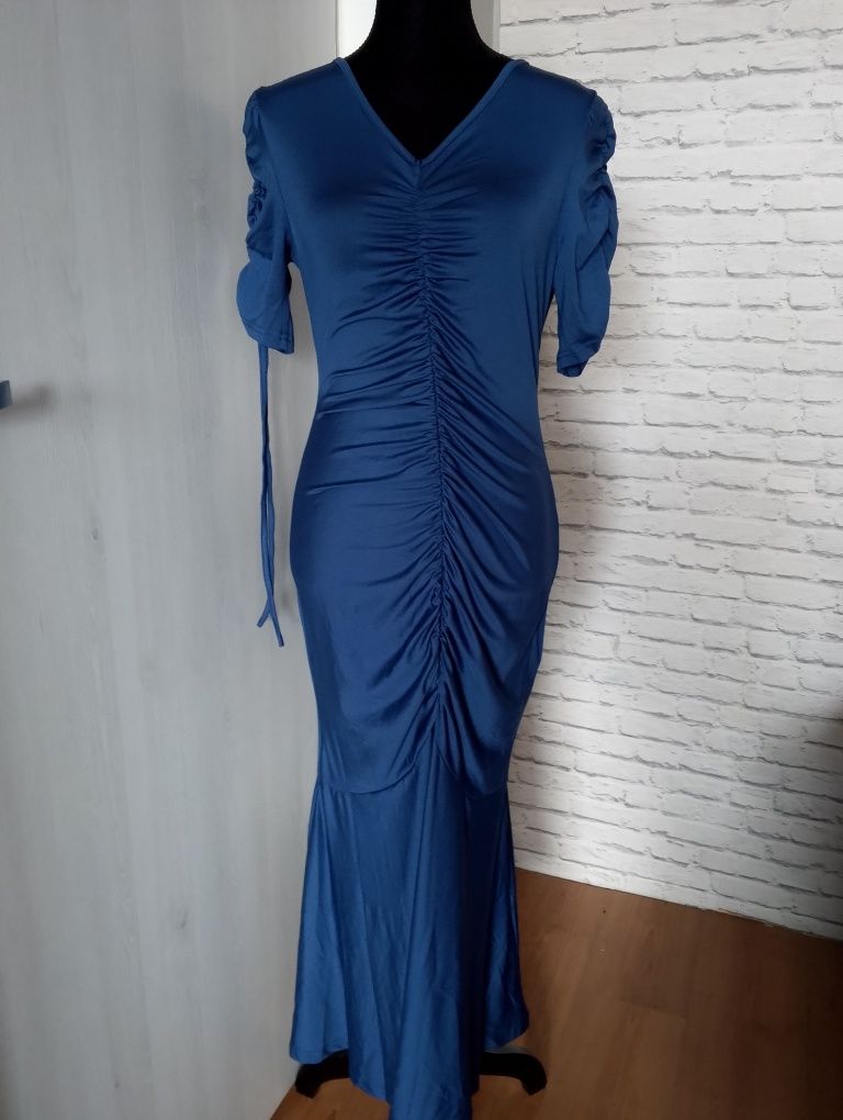 Elegancka sukienka M ciemnoniebieska
