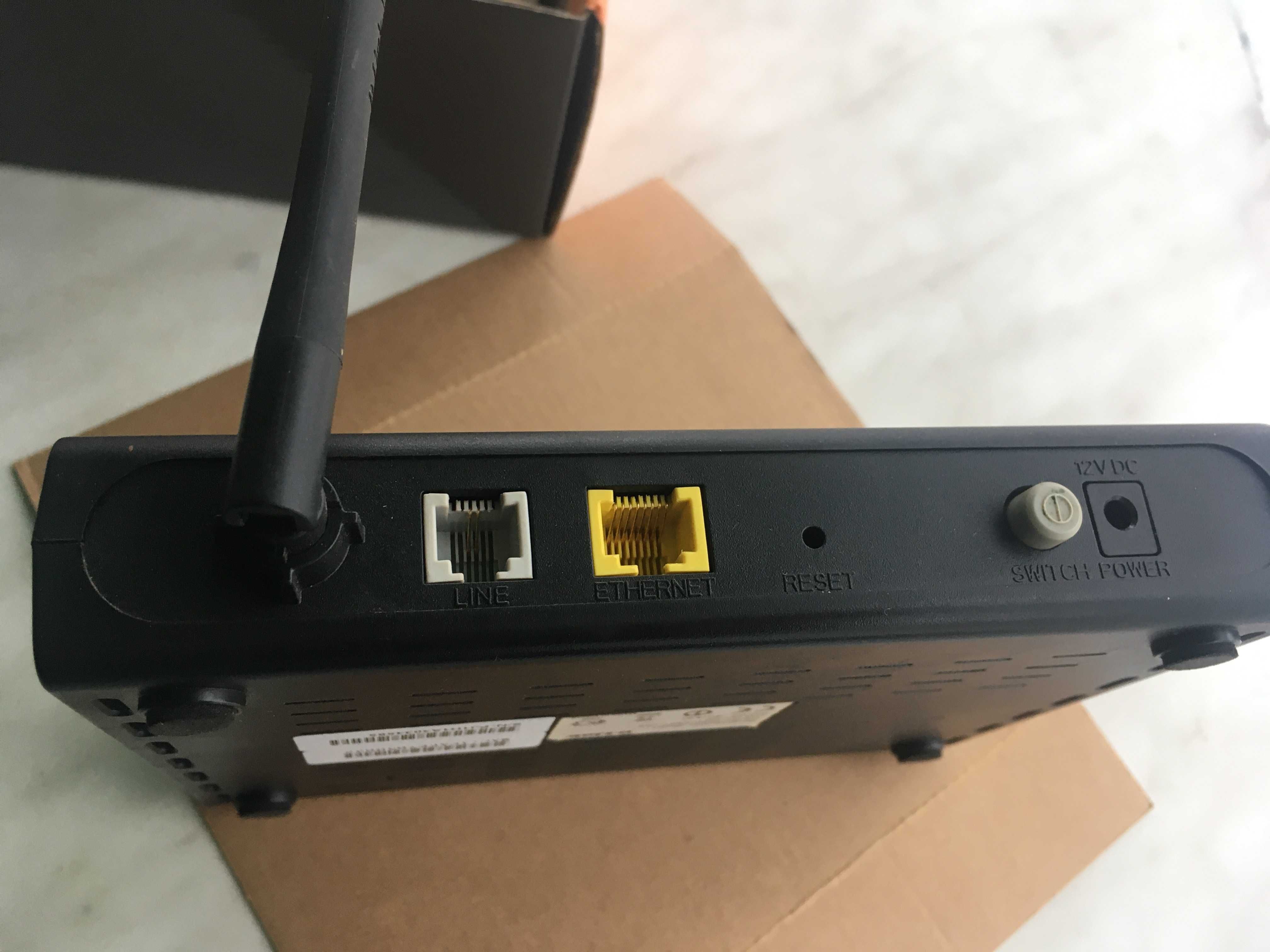 Маршрутизатор D-Link DSL-2600U ADSL/Ethernet-маршрутизатор з Wi-Fi