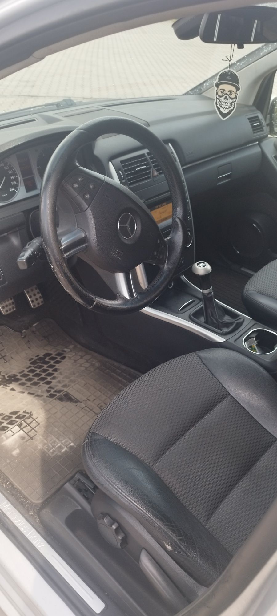 Sprzedam fajny samochód Mercedes B klasa