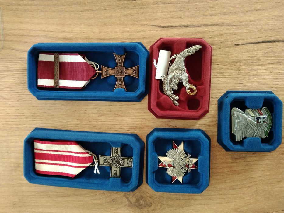 Medale polskie (repliki)