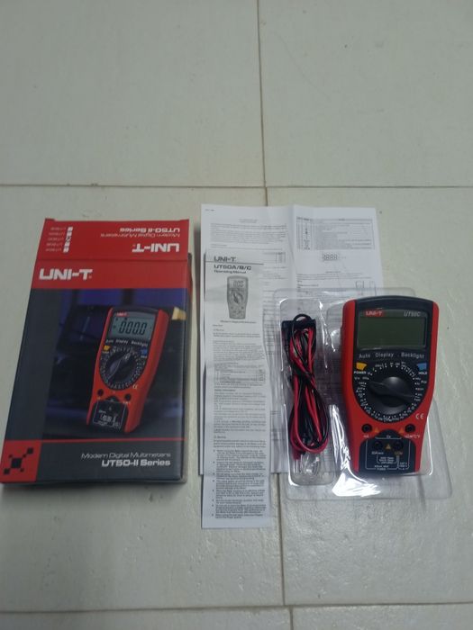 Multímetro UNI - T 50 II Series