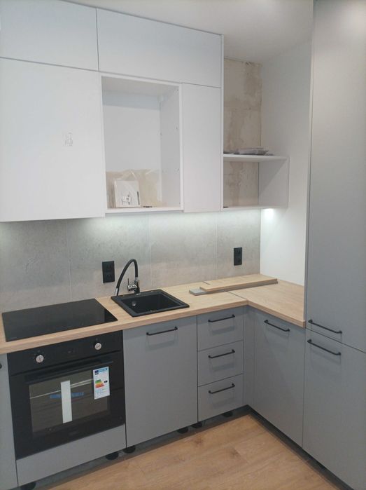 Stolarz usługi meblarskie  składanie mebli