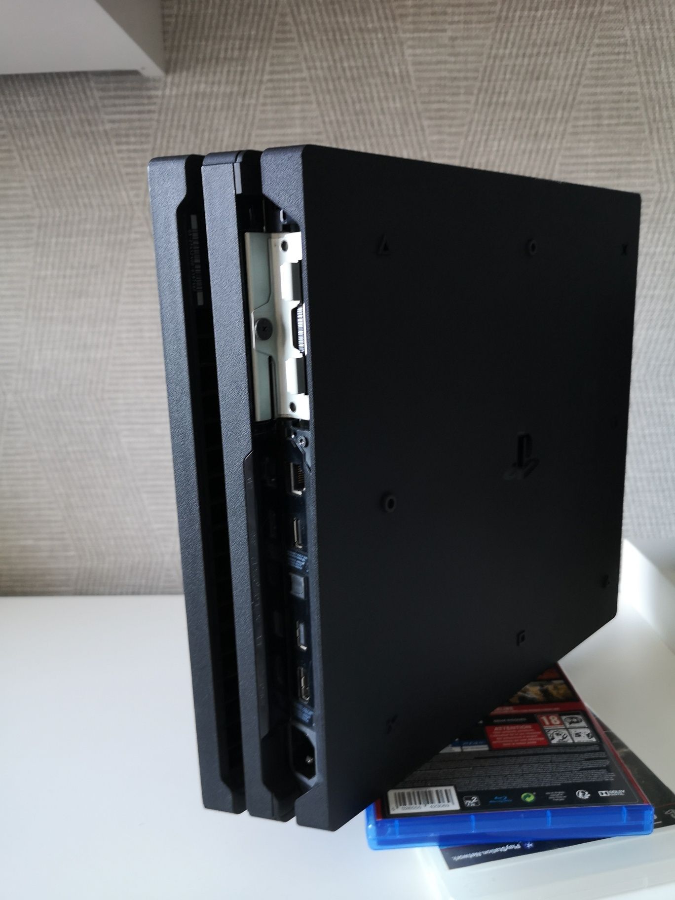 Playstation 4 ps4 Pro 1tb